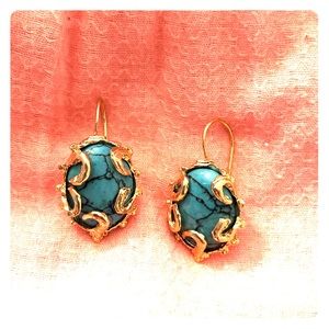 Women earrings